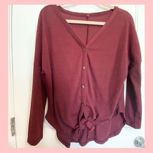 Button detailed waffled top